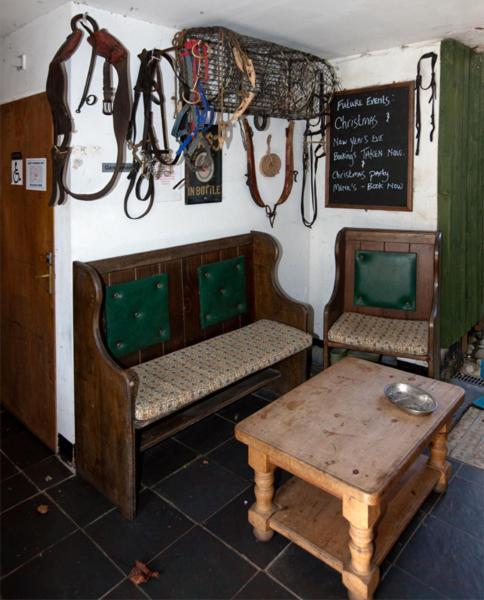 Hotel The Hood Arms à Kilve Extérieur photo