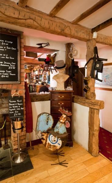 Hotel The Hood Arms à Kilve Extérieur photo